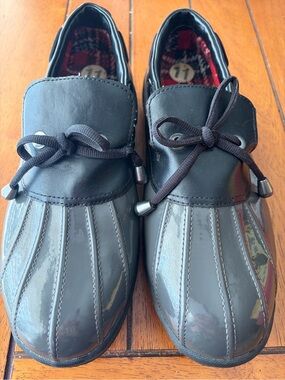 Cougar Perry Duck Shoes Women’s 11 Black Waterproof Rain Shoes Plaid Lined